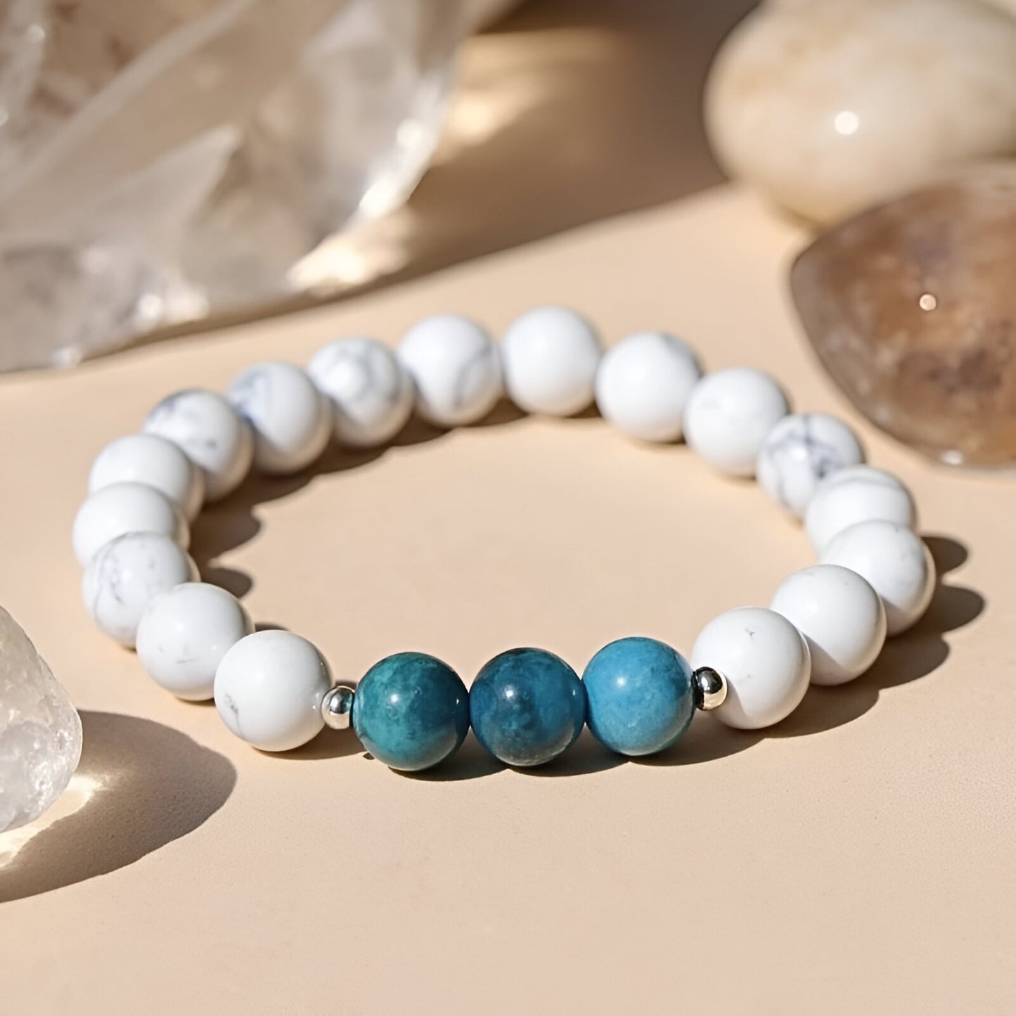 Energiearmband “Leichtigkeit & Balance“ mit Apatit und Howlith