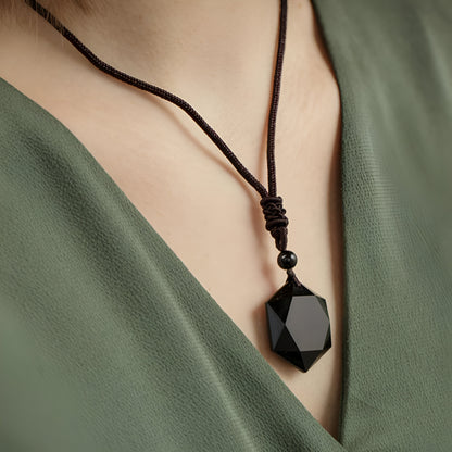 Schutzanhänger “Stern“ aus Schwarzem Obsidian