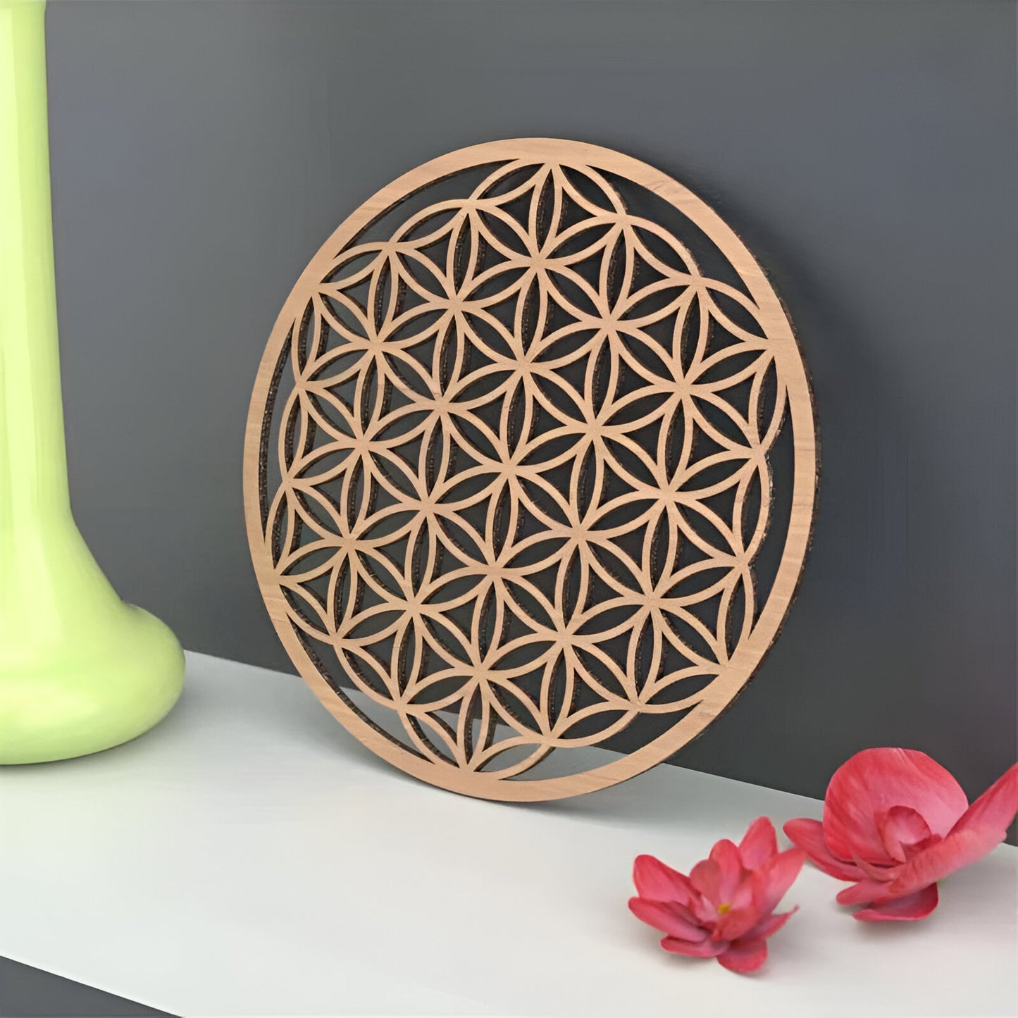 Harmonisierende “Blume des Lebens“ aus Naturholz