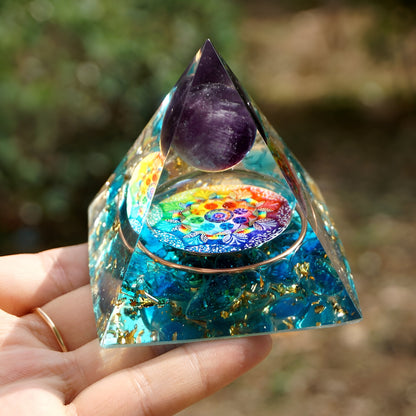 Orgonit “Fülle & Schutz“ mit Amethyst & Blauquarz