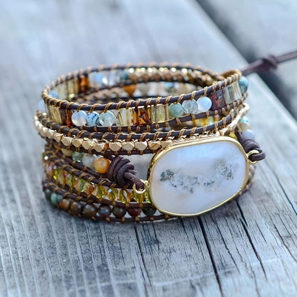 Wickelarmband “Göttin des Mondlichts“ aus Achat und Grünem Opal