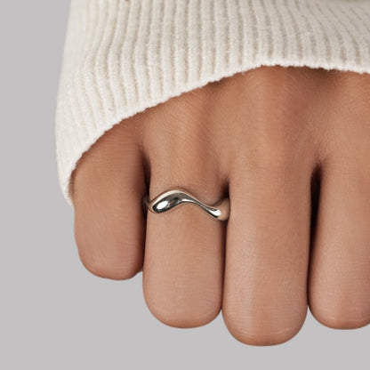 Waves - Minimalistischer Ring