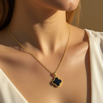 Halskette “Glücks-Kleeblatt“ aus Perlmutt oder Schwarzem Onyx
